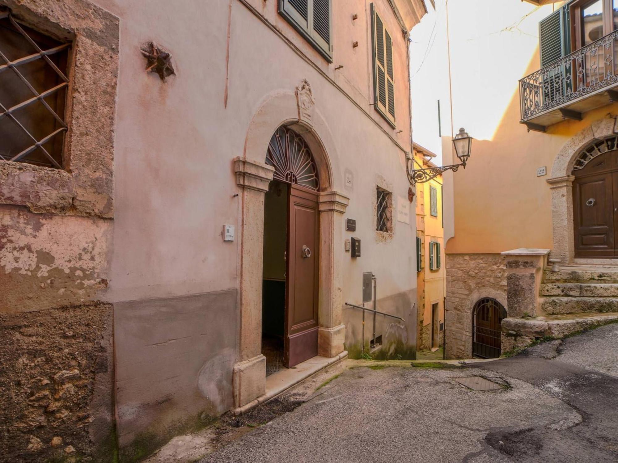 La Suite Di Arpino Eksteriør bilde